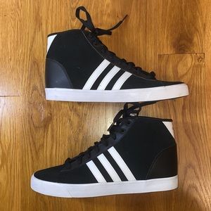 Adidas Neo Cloud-foam Hightop Women’s Sneaker